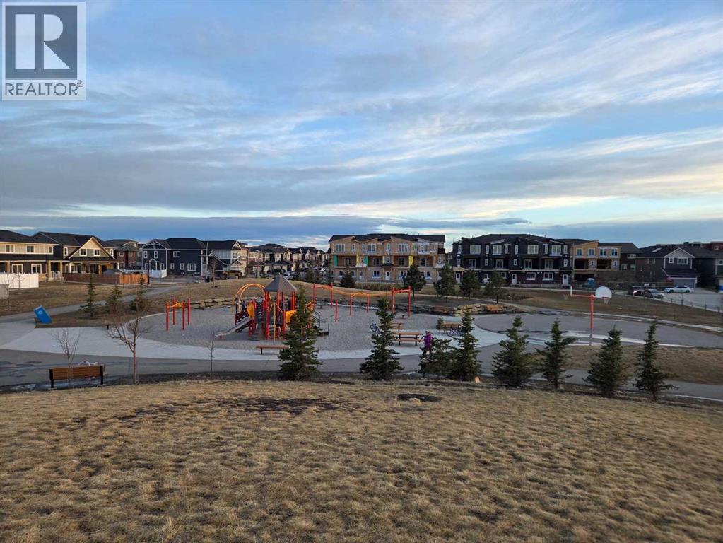 Single Family House for Sale in   Saddlestone Heath NE Saddle Ridge Calgary 