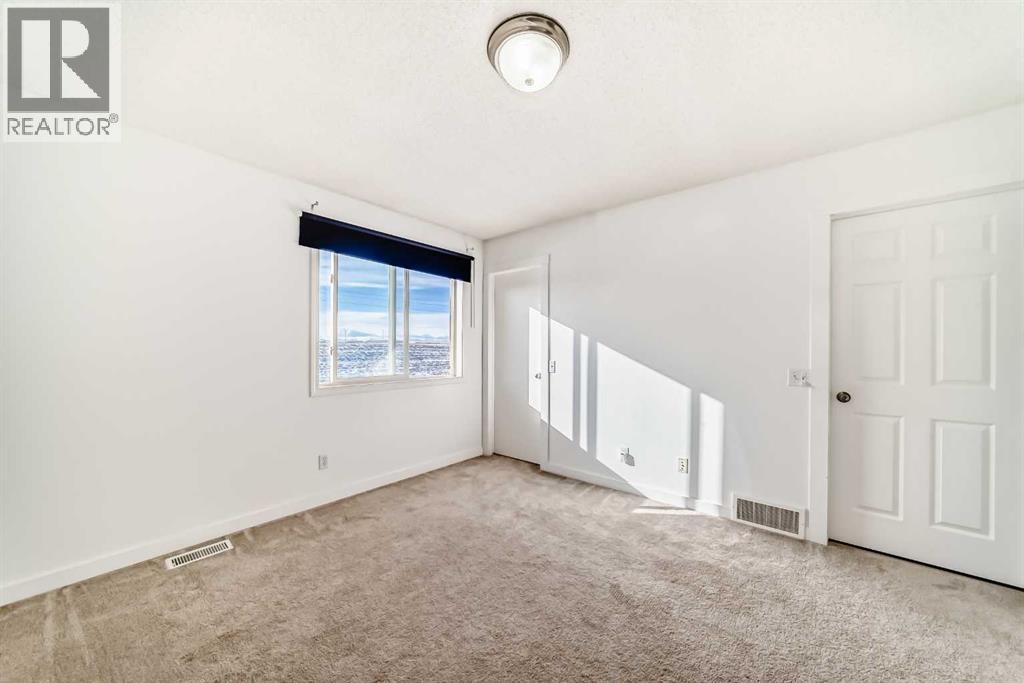 Single Family House for Sale in  Elgin View SE McKenzie Towne Calgary 