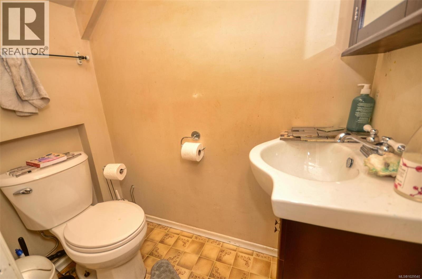 2962 ALMARTIN PL - 11