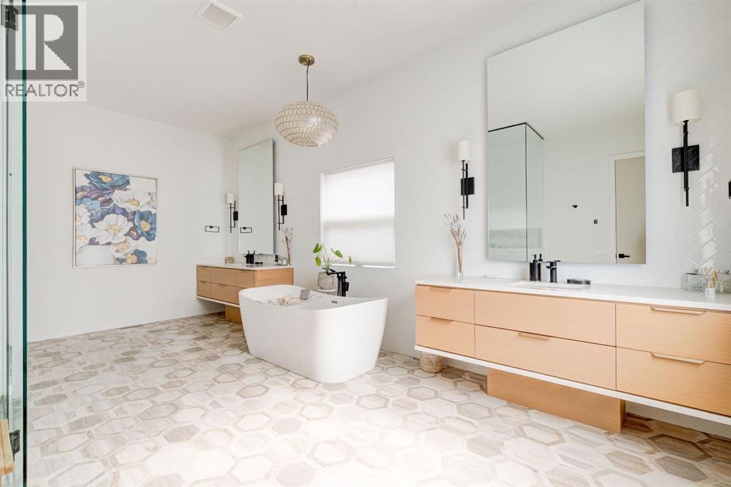 Single Family House for Sale in   Street SW Bankview Calgary 