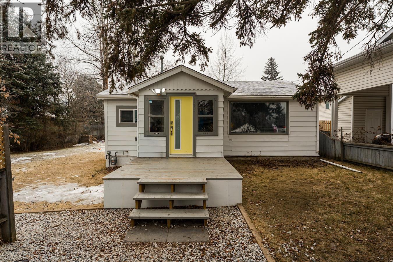 1355 LA SALLE Avenue - main photo