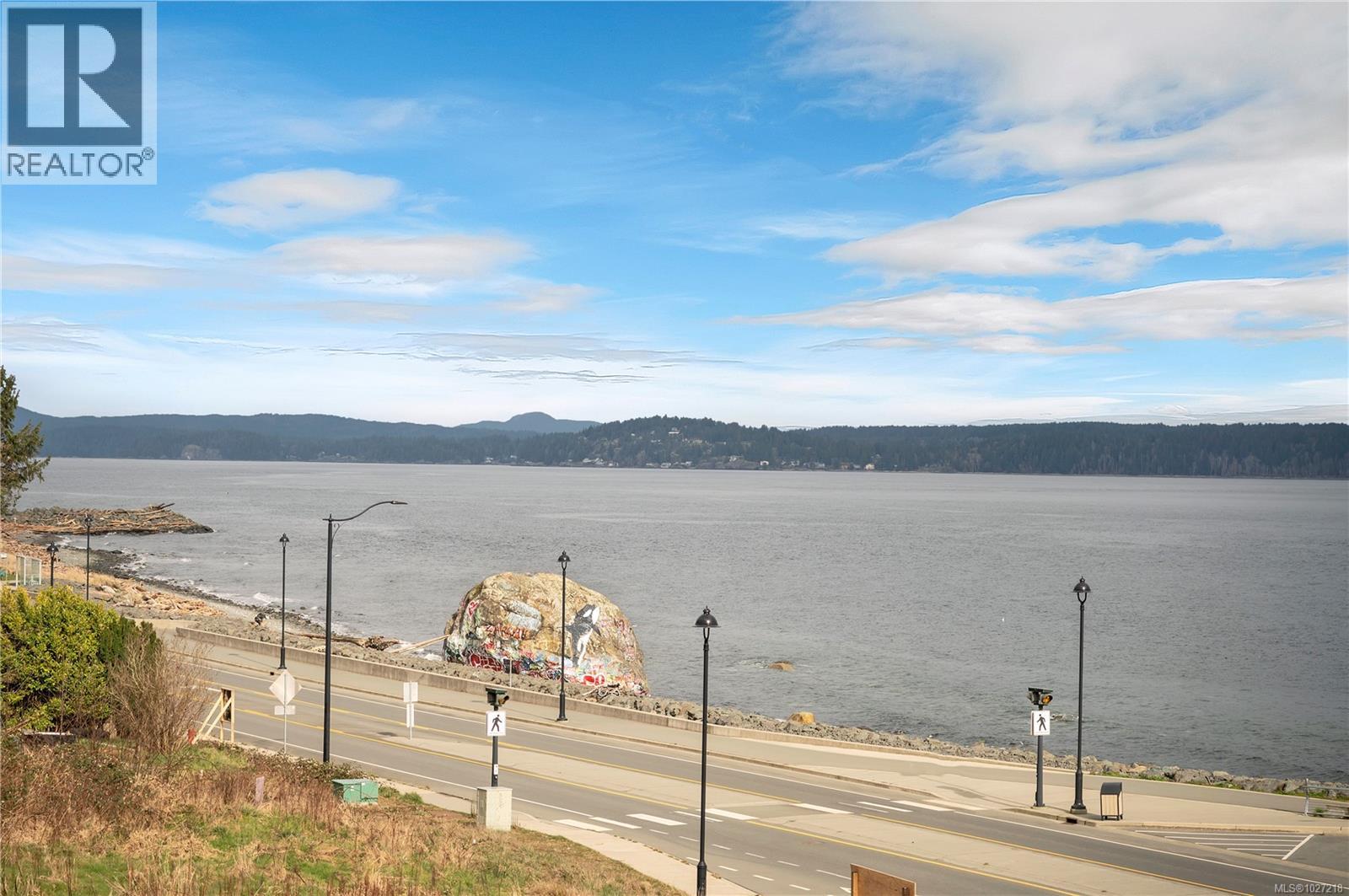 #308 1350 ISLAND HWY S - 12