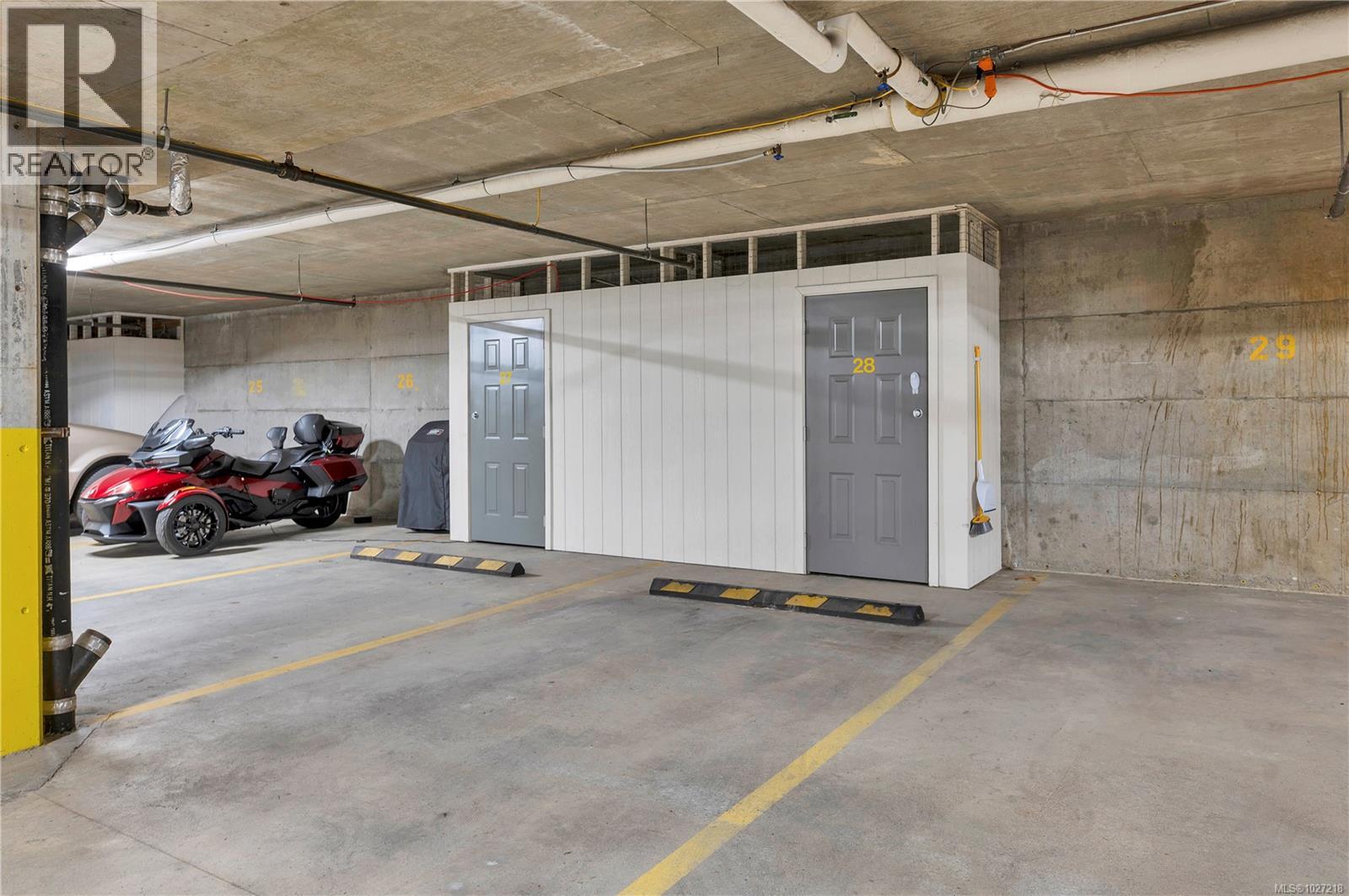 #308 1350 ISLAND HWY S - 36