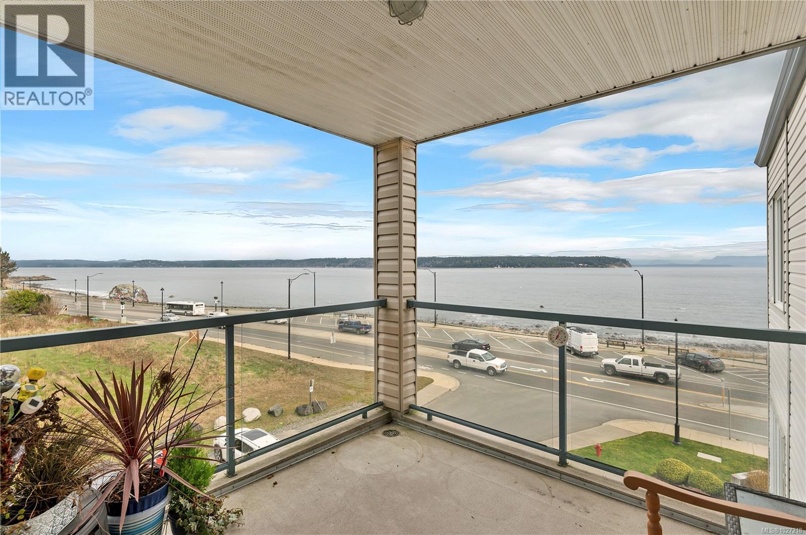 #308 1350 ISLAND HWY S - 29