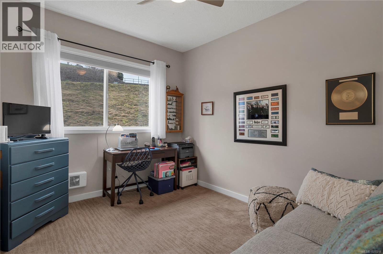 #308 1350 ISLAND HWY S - 26