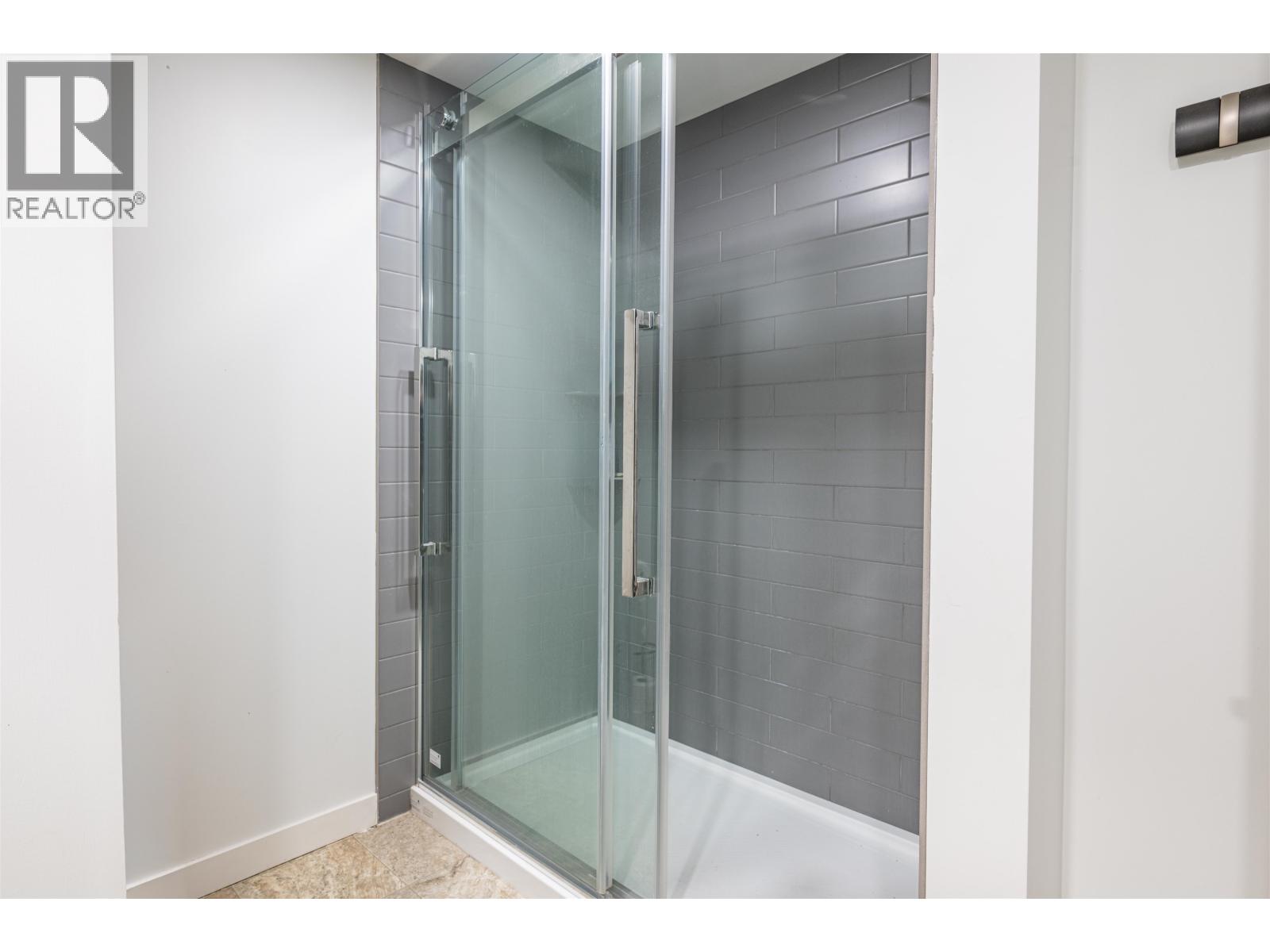 1511 ALWARD STREET - 13