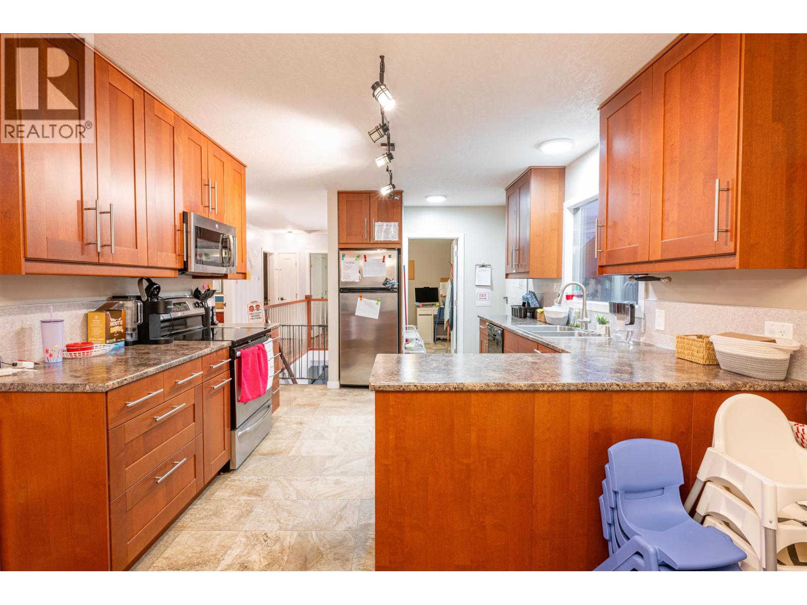 1511 ALWARD STREET - 4