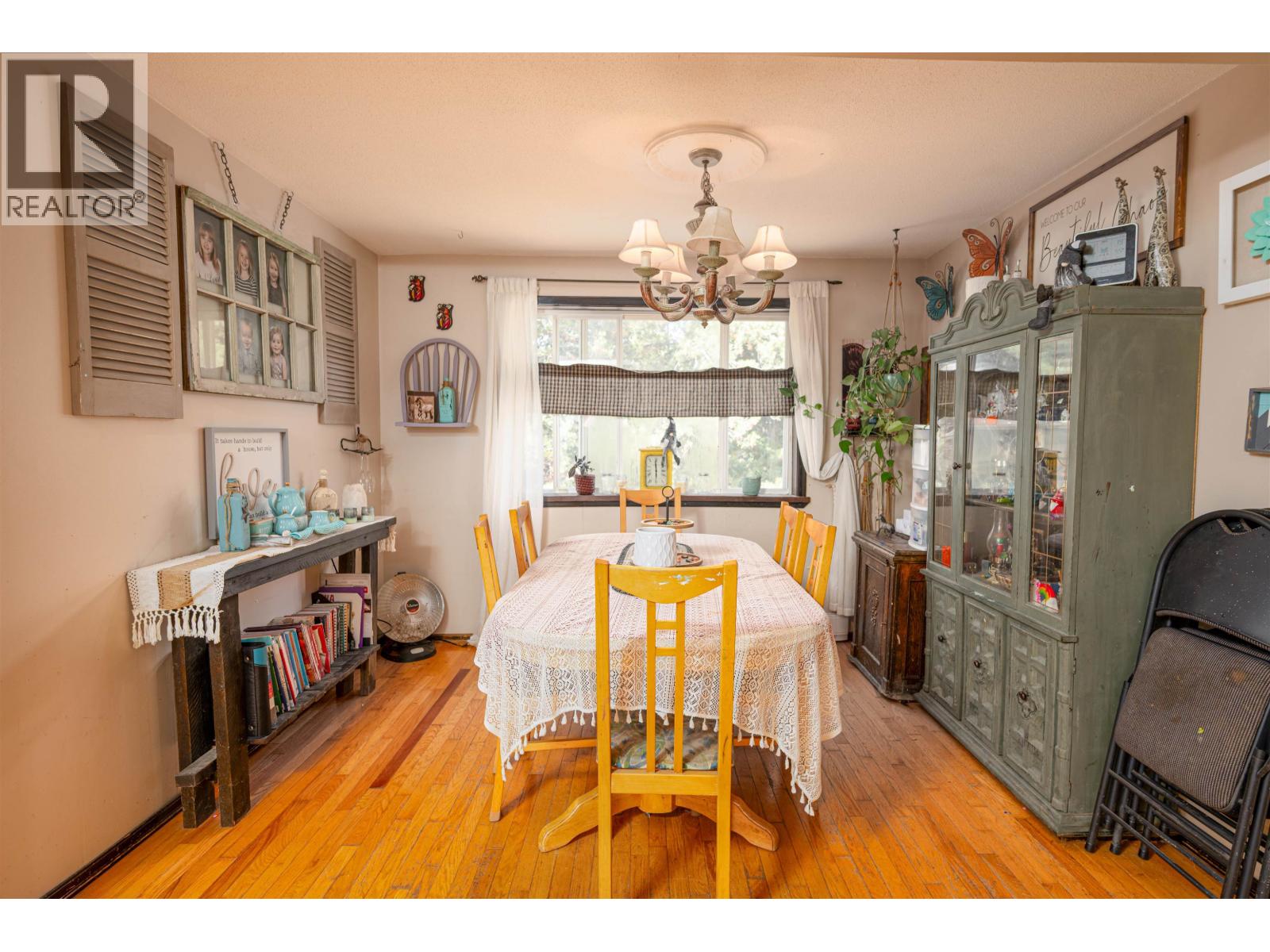 54175 SUTTON ROAD, Vanderhoof