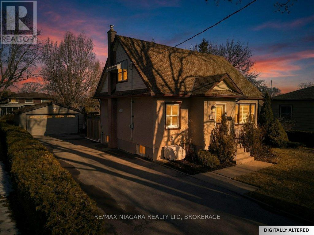 6 GRAMMAR AVENUE - 4