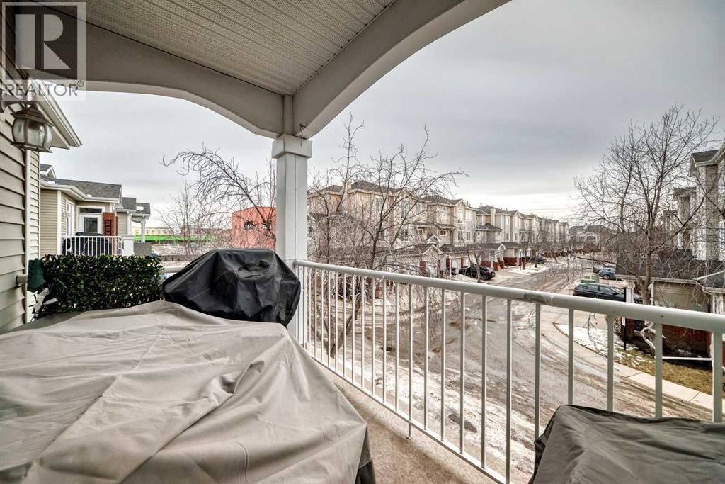 Single Family House for Sale in   Wentworth Drive SW West Springs Calgary 