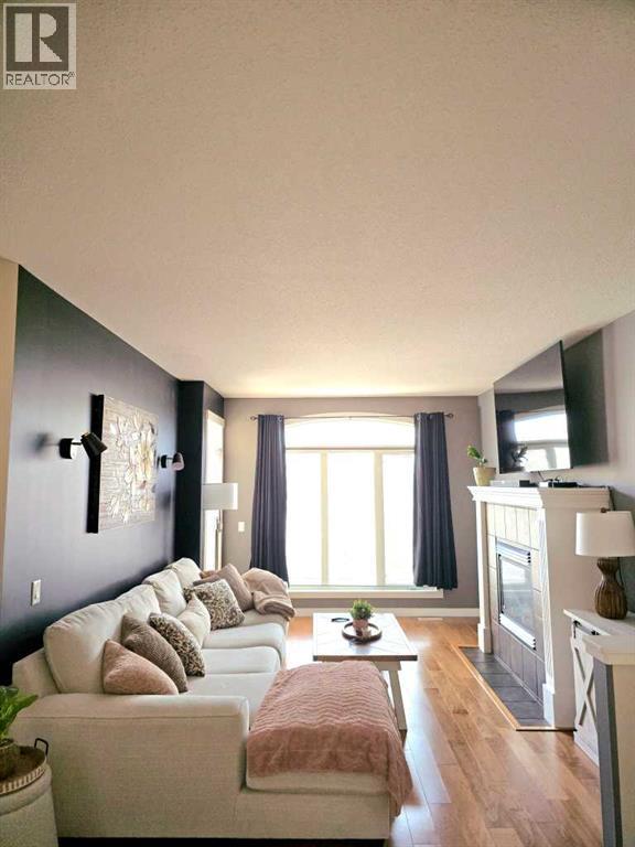 Single Family House for Sale in   Wentworth Drive SW West Springs Calgary 