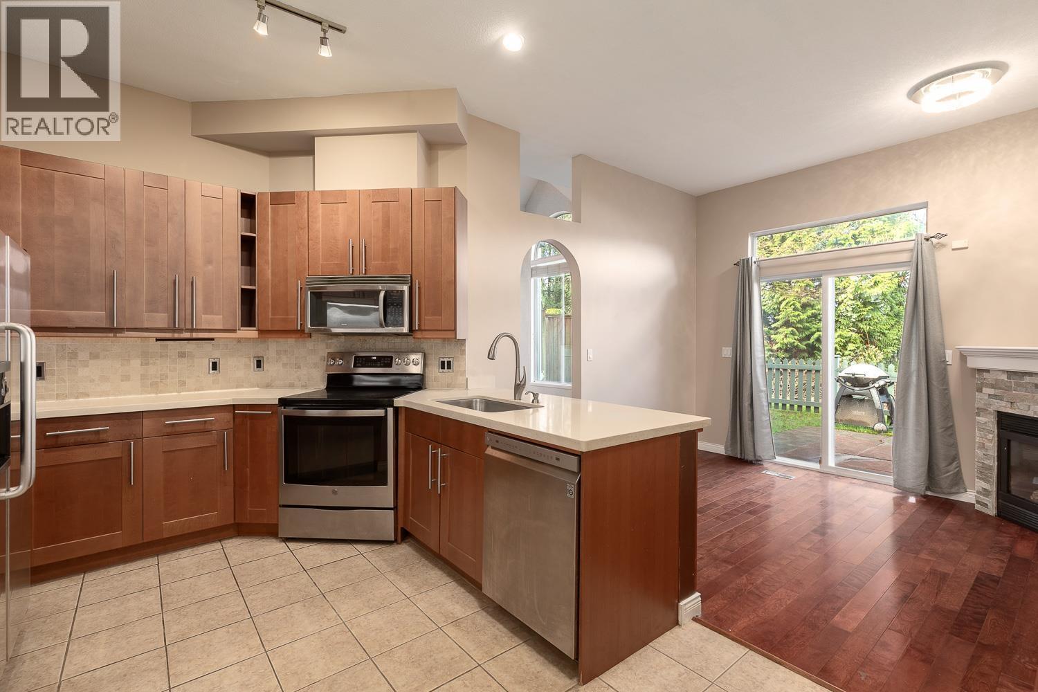 18 7465 MULBERRY PLACE, Burnaby