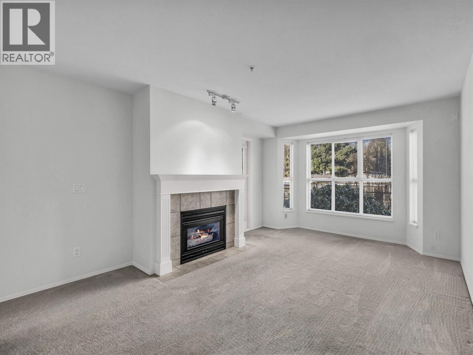 201 2393 WELCHER AVENUE, Port Coquitlam