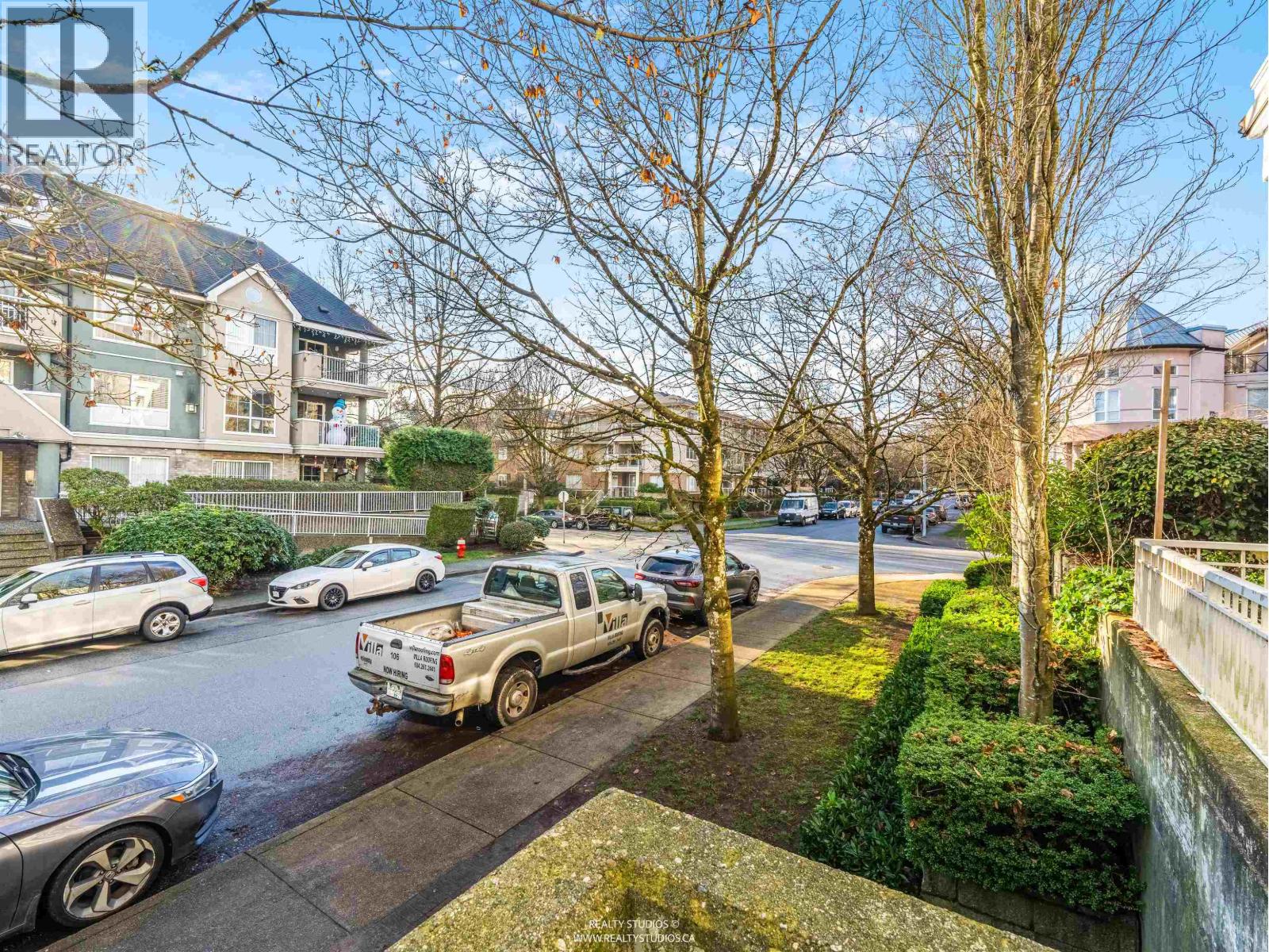 201 2393 WELCHER AVENUE, Port Coquitlam