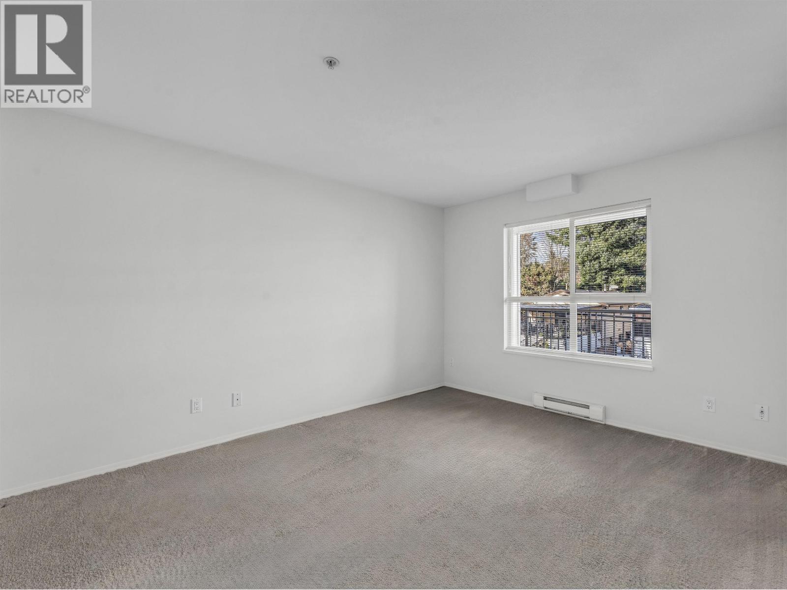 201 2393 WELCHER AVENUE, Port Coquitlam