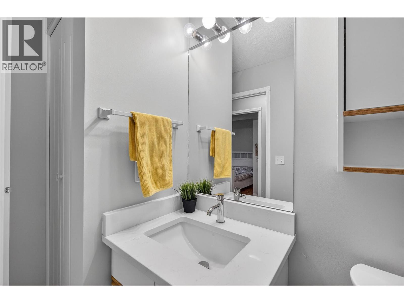 #15 505 POAGE AVENUE - 17