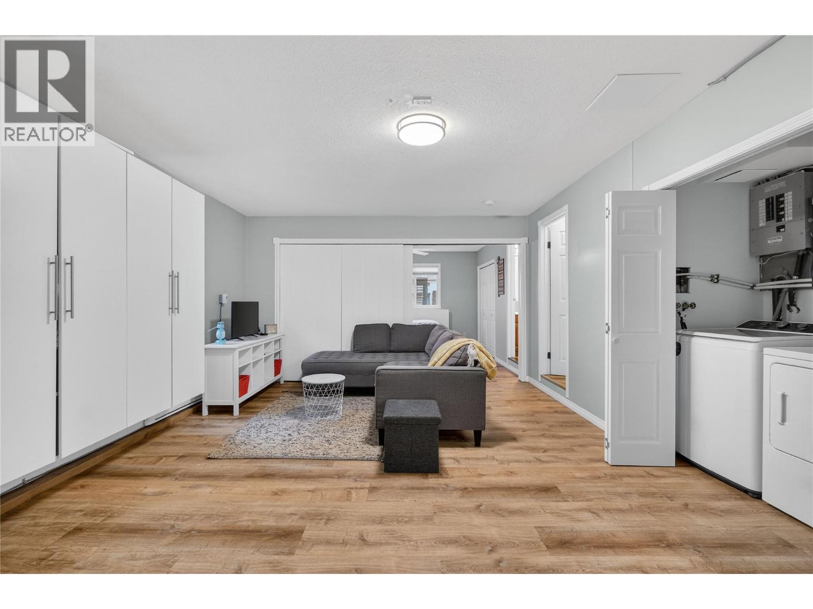 #15 505 POAGE AVENUE - 22