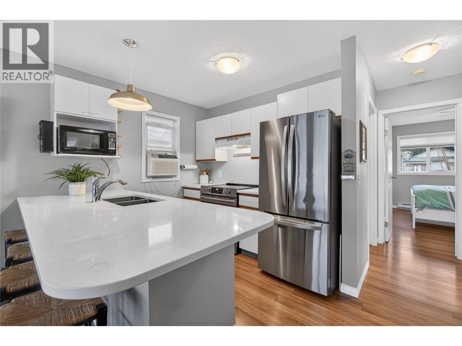 #15 505 POAGE AVENUE - 4