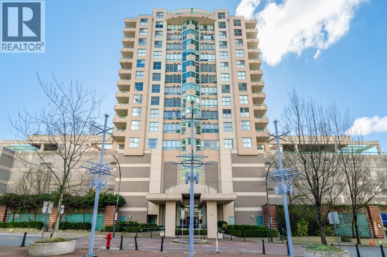 1105 728 PRINCESS Street - photo 2