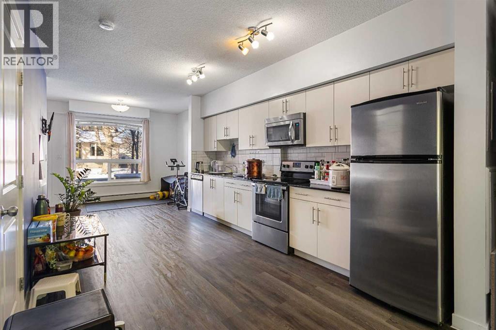 Single Family House for Sale in    Street NW Mount Pleasant Calgary 