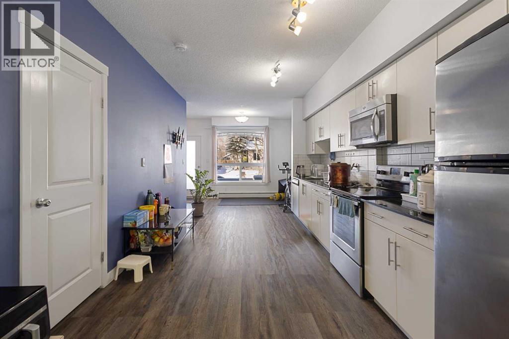 Single Family House for Sale in    Street NW Mount Pleasant Calgary 