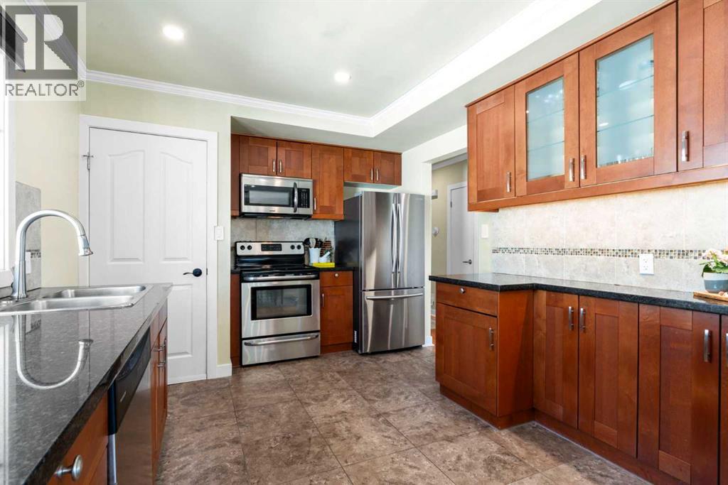 Single Family House Bungalow for Sale in  Buckthorn Road NW Thorncliffe Calgary 