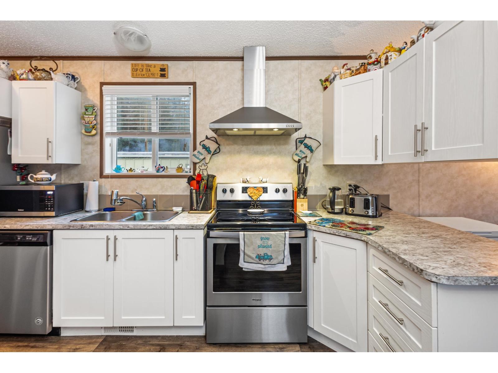 18 3942 COLUMBIA VALLEY ROAD, Cultus Lake East, Cultus Lake