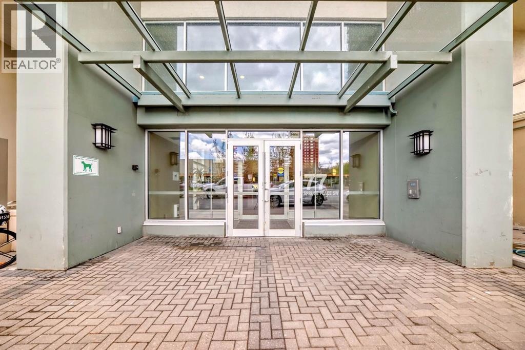 Single Family House for Sale in   Spruce Place SW Spruce Cliff Calgary 