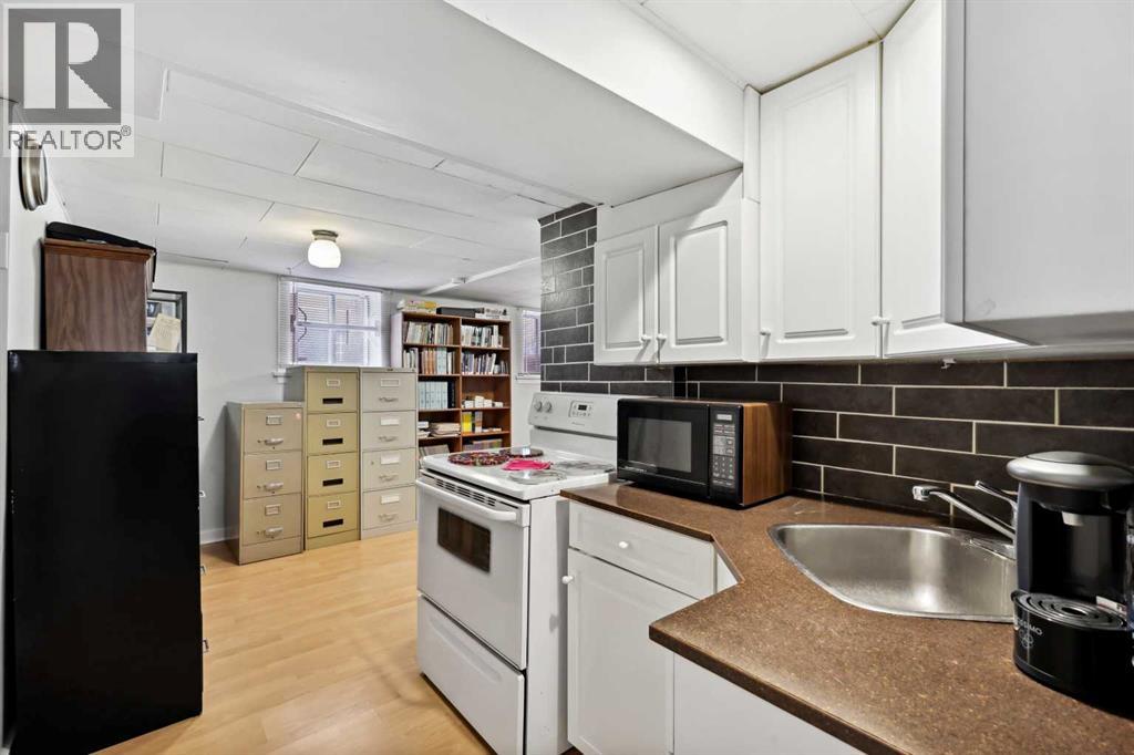 Single Family House Bungalow for Sale in  A Street NE Bridgeland/Riverside Calgary 