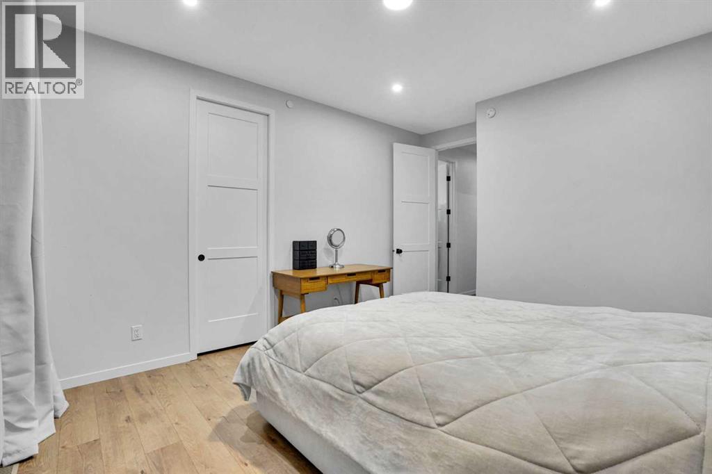 Single Family House for Sale in  Calhoun Crescent NE Livingston Calgary 