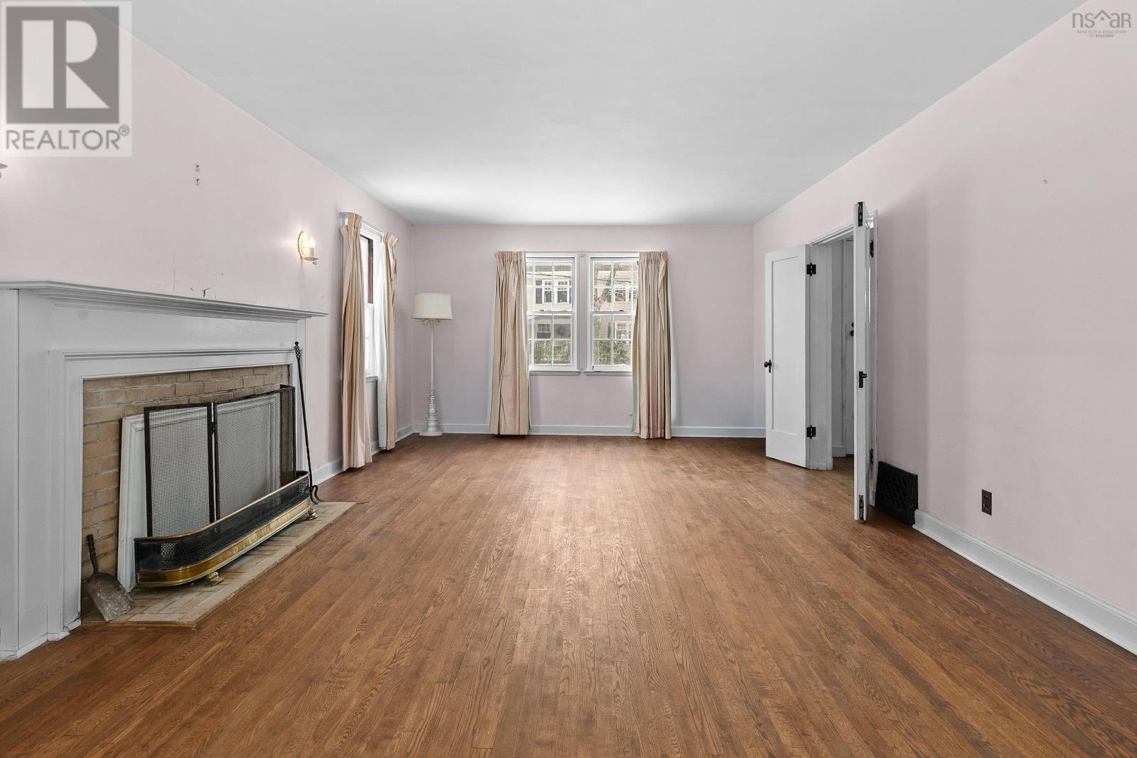 Property 33 of 41 of 5661 Ogilvie Street