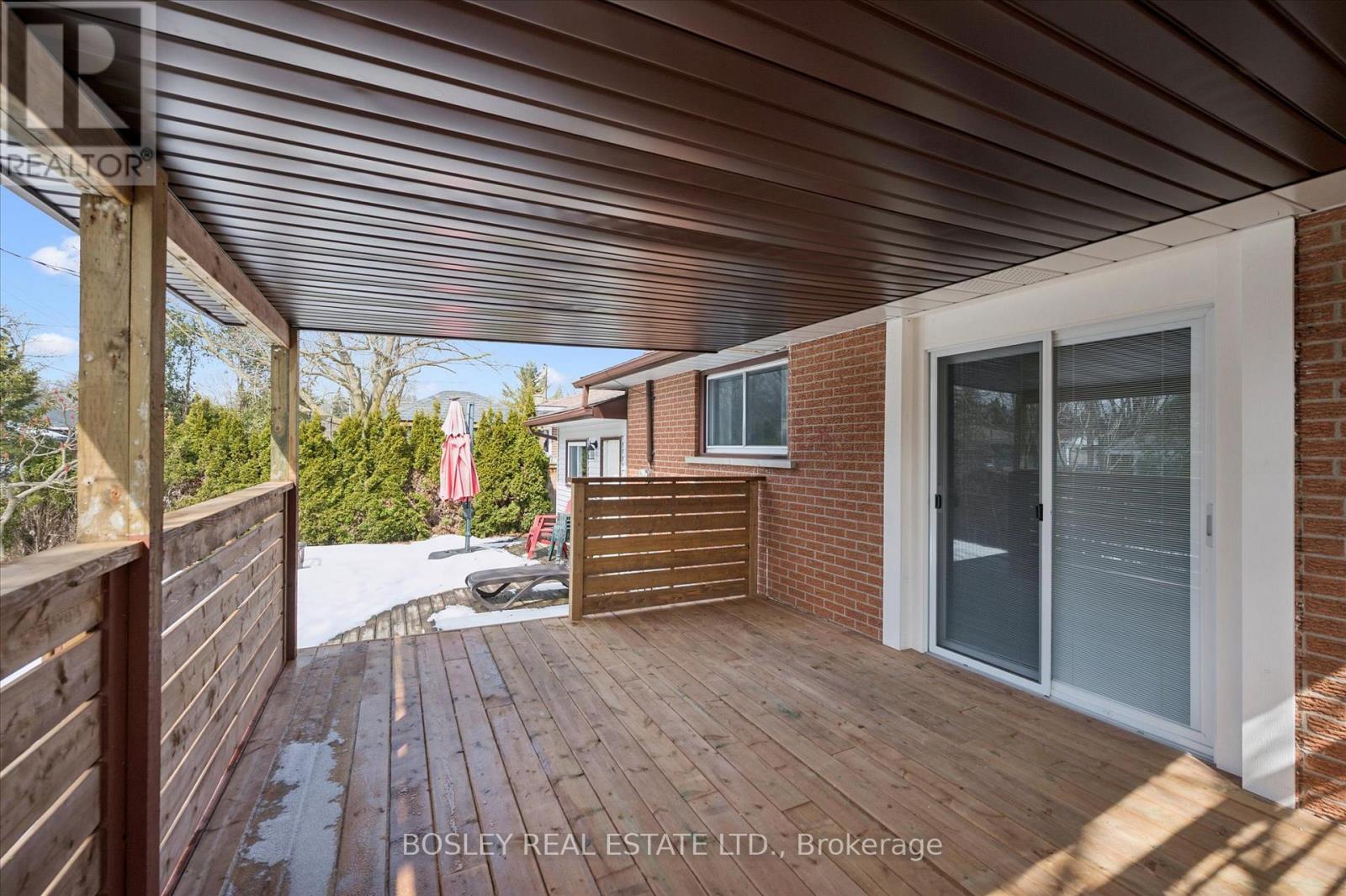 204 IRVINE STREET — photo 31