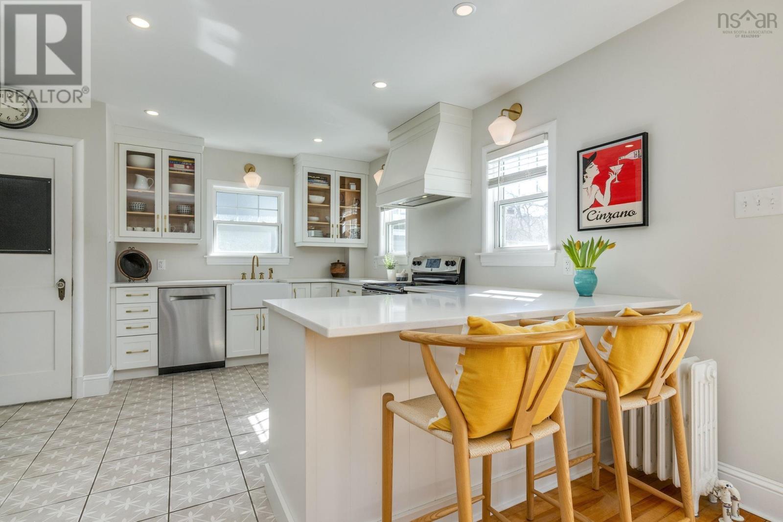 Property 20 of 46 of 1050 Greenwood Avenue