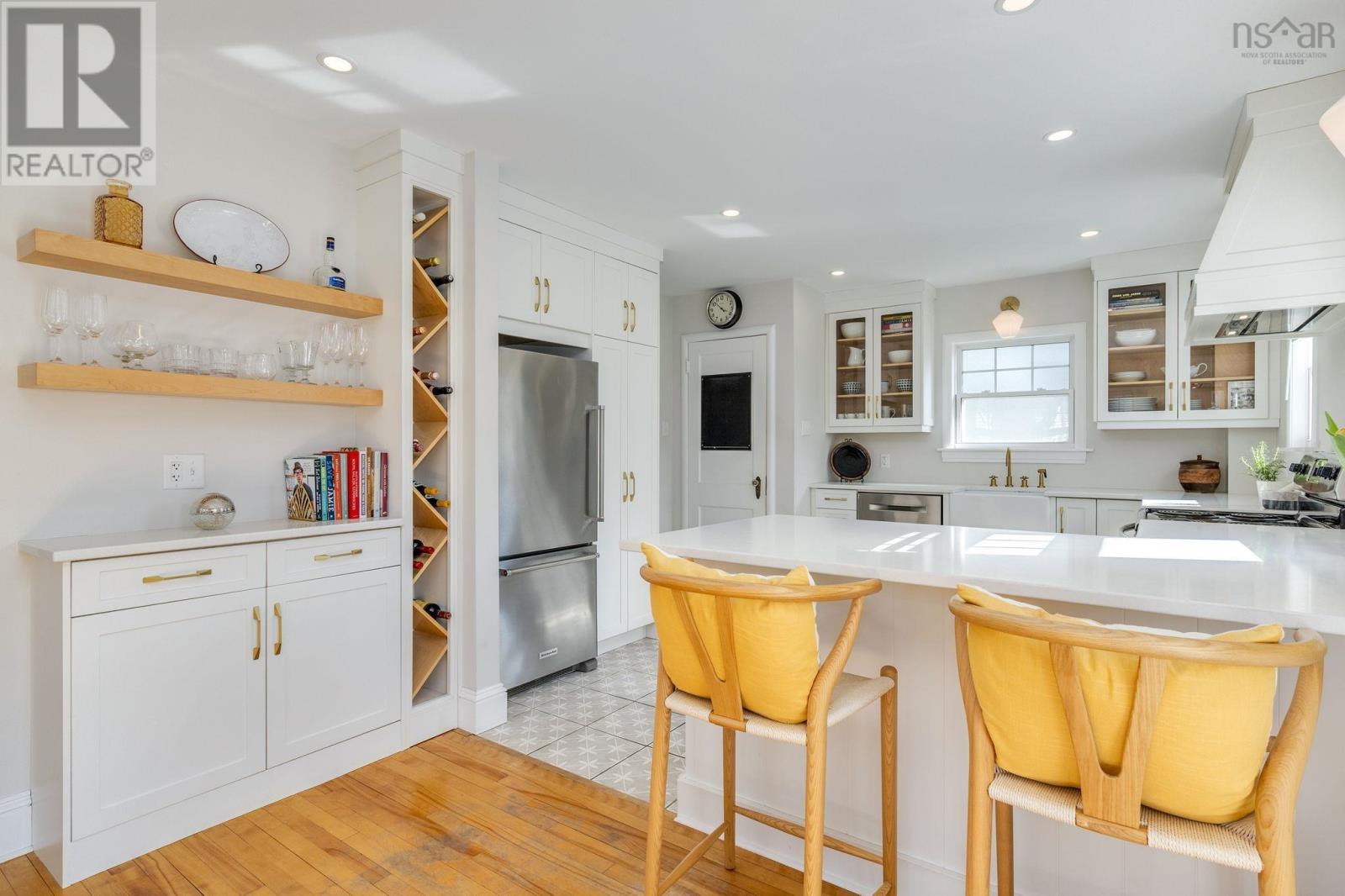 Property 28 of 46 of 1050 Greenwood Avenue