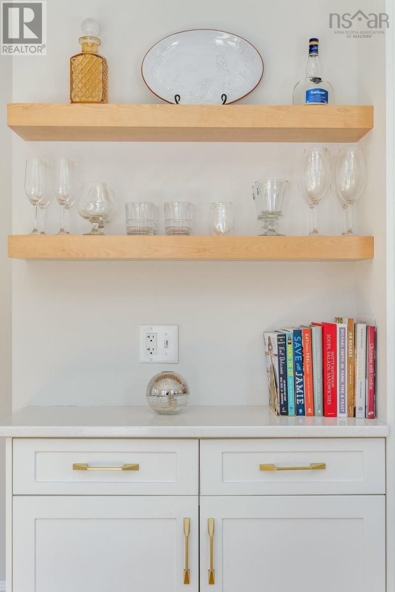 Property 15 of 46 of 1050 Greenwood Avenue