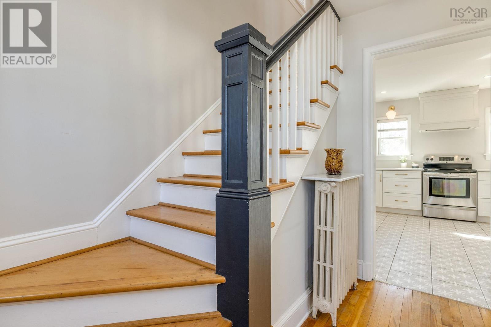 Property 36 of 46 of 1050 Greenwood Avenue