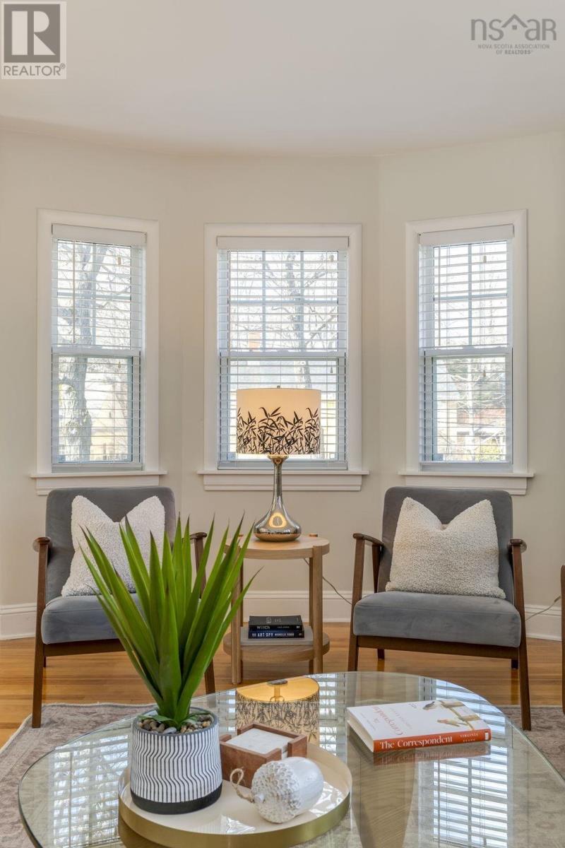 Property 31 of 46 of 1050 Greenwood Avenue