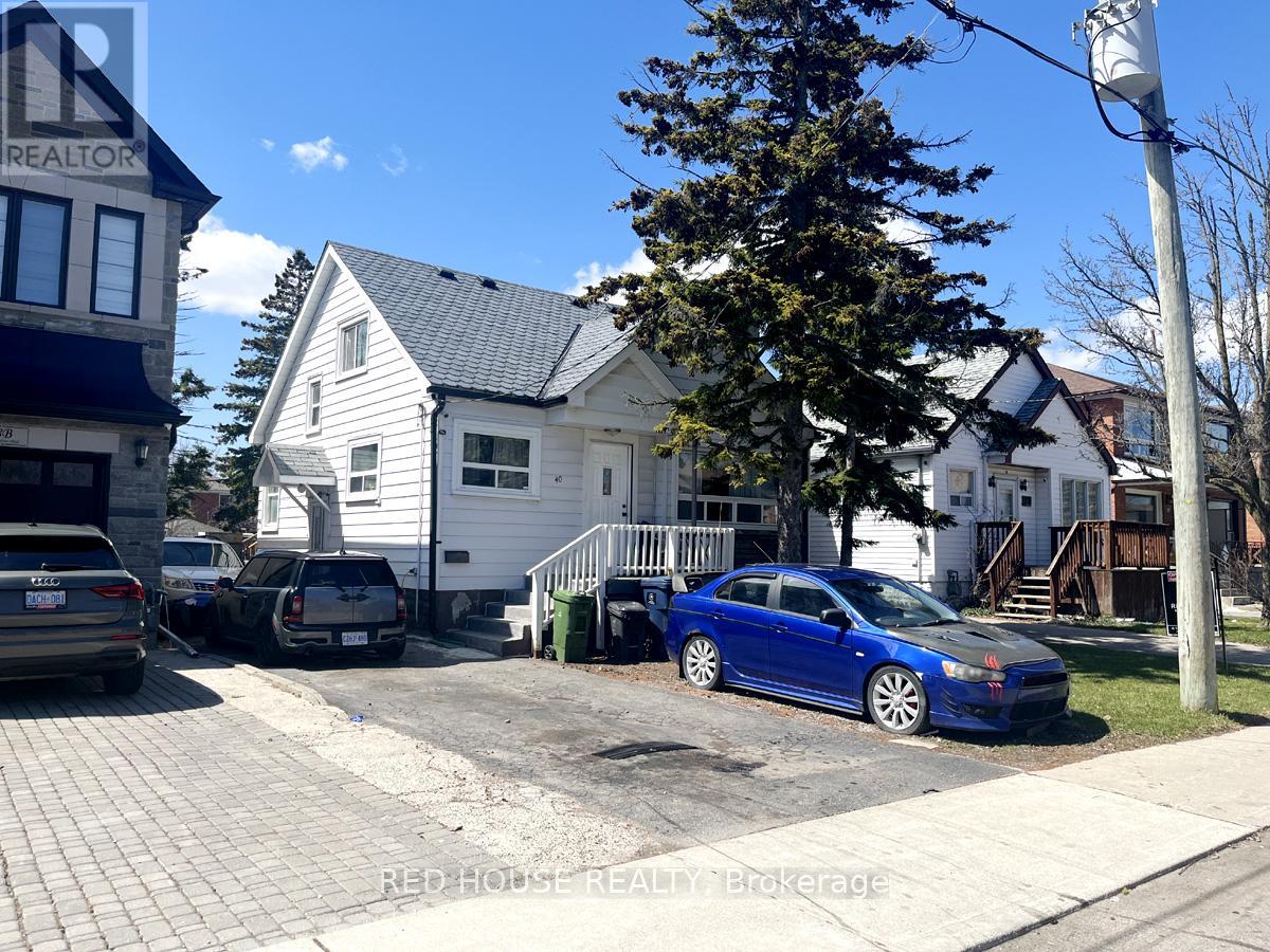 40 NORTH WOODROW BOULEVARD,Toronto (Clairlea-Birchmount),,