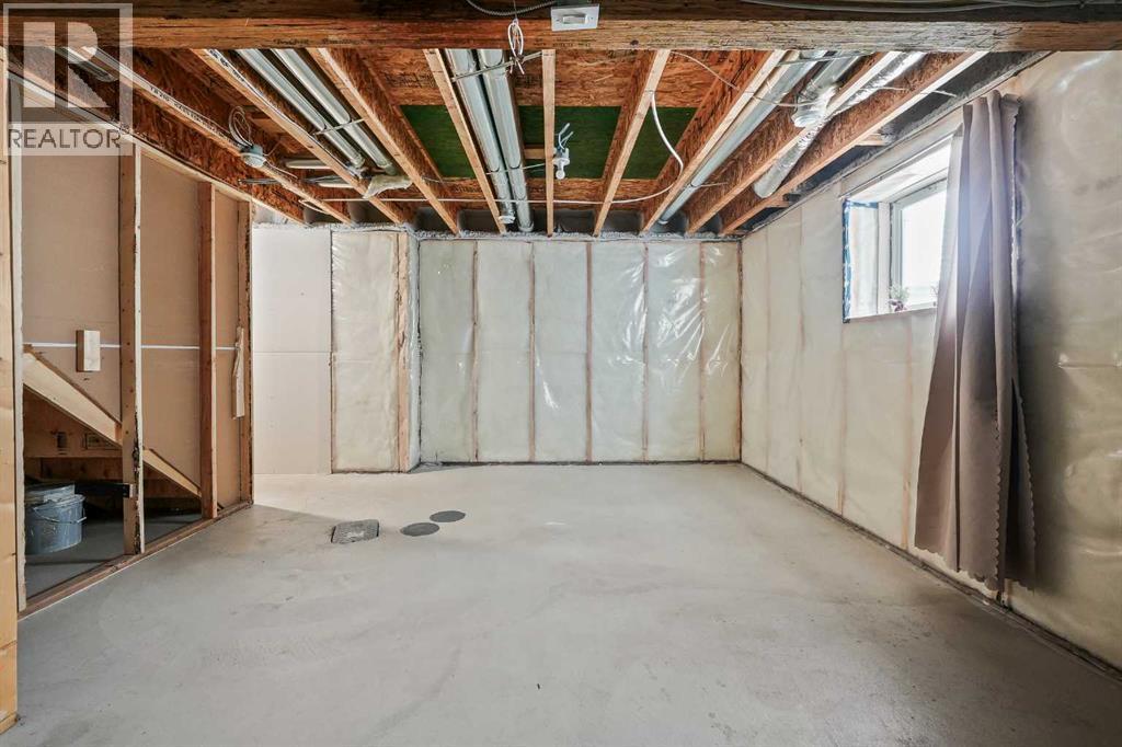 Single Family House for Sale in   Avenue NW Carrington Calgary 