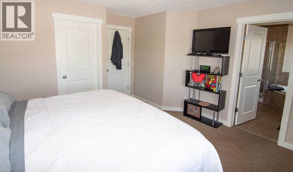 Single Family House for Sale in  Silverado Saddle Avenue SW Silverado Calgary 