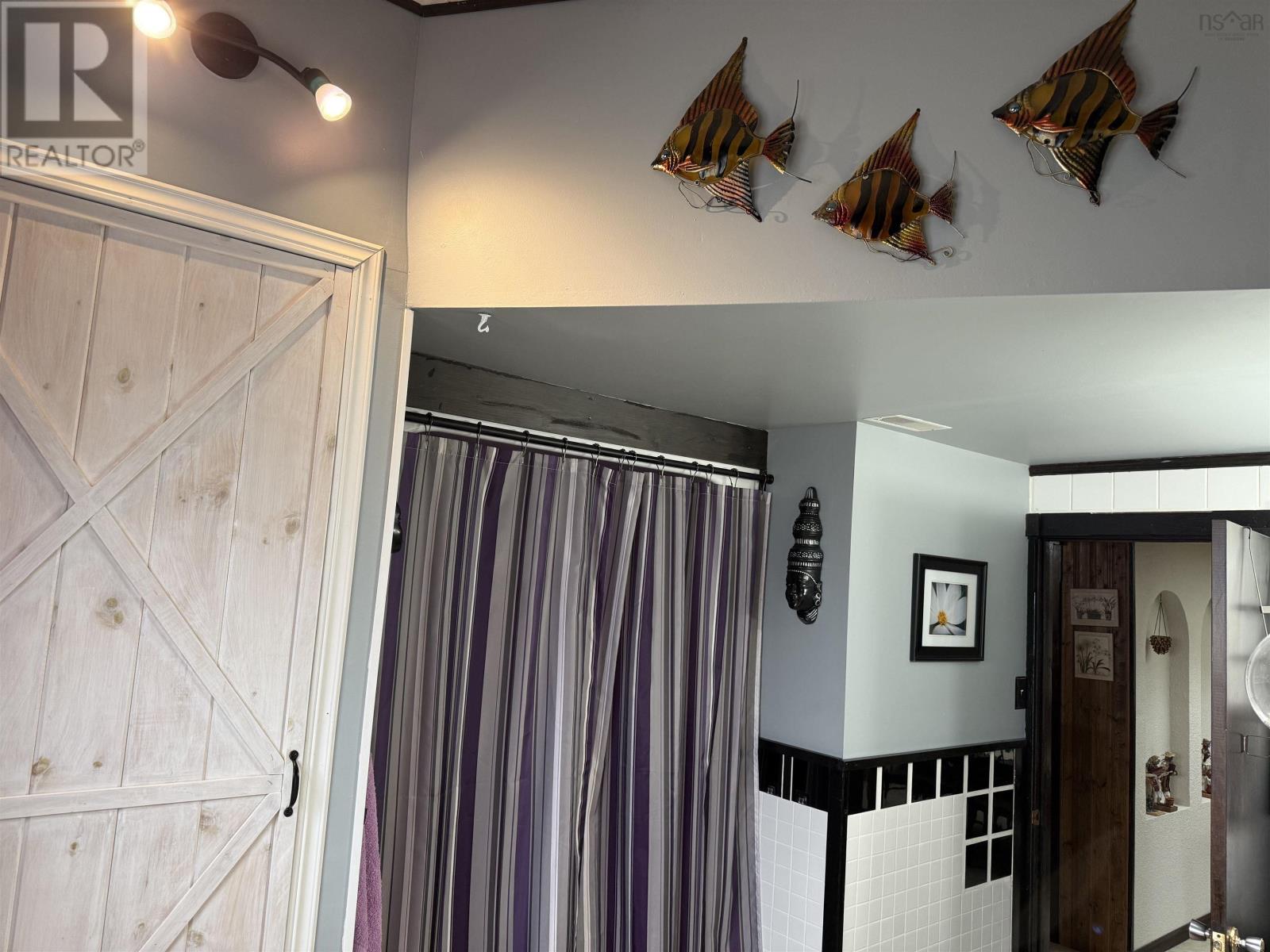 Property 12 of 49 of 19 Dick Giffins Hill