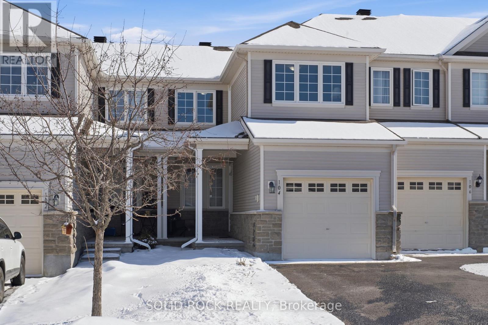 104 Laramie Crescent