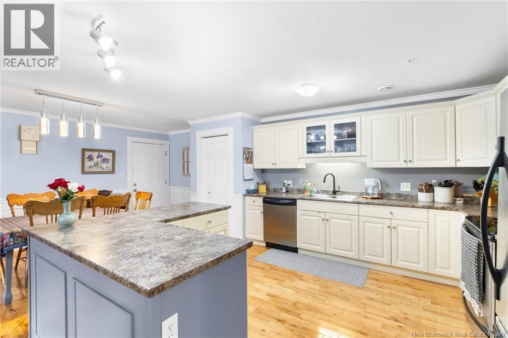 #3 35 LIAN STREET - 10