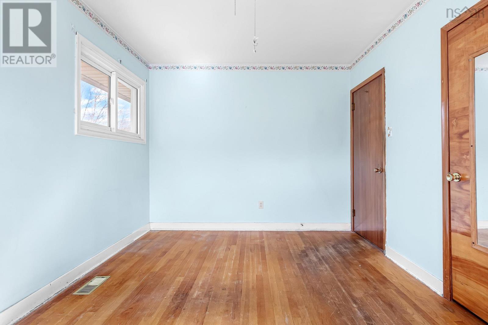 Property 32 of 32 of 15 Virginia Avenue