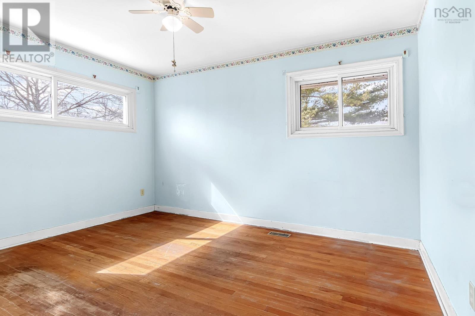 Property 26 of 32 of 15 Virginia Avenue