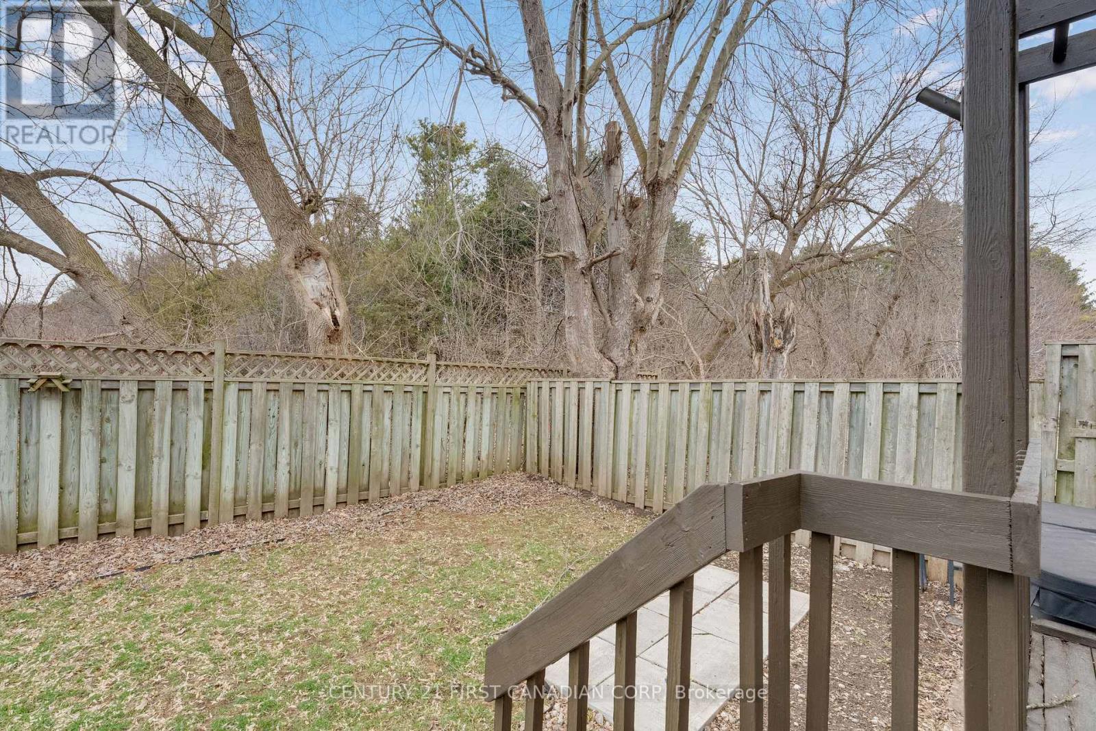 15 MOHICAN DRIVE - 37