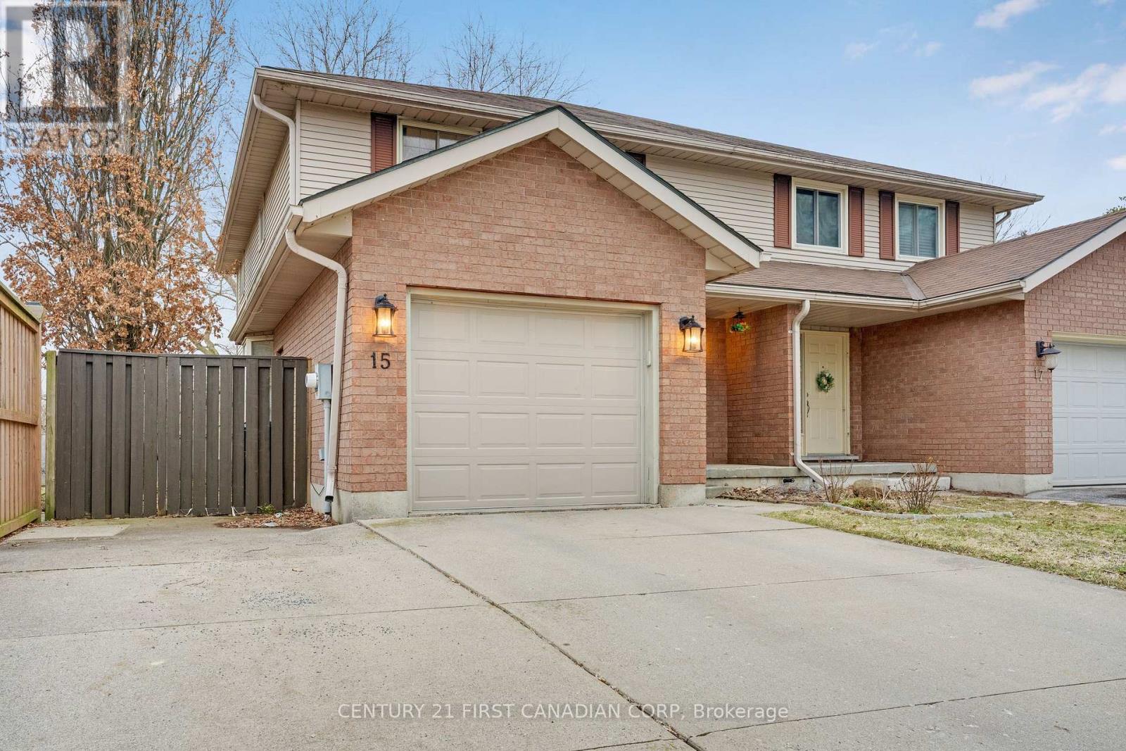 15 MOHICAN DRIVE - 45
