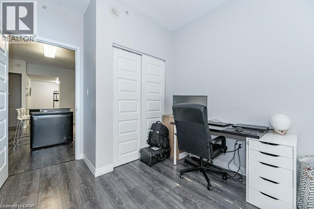 #1002 8 HICKORY STREET - 19
