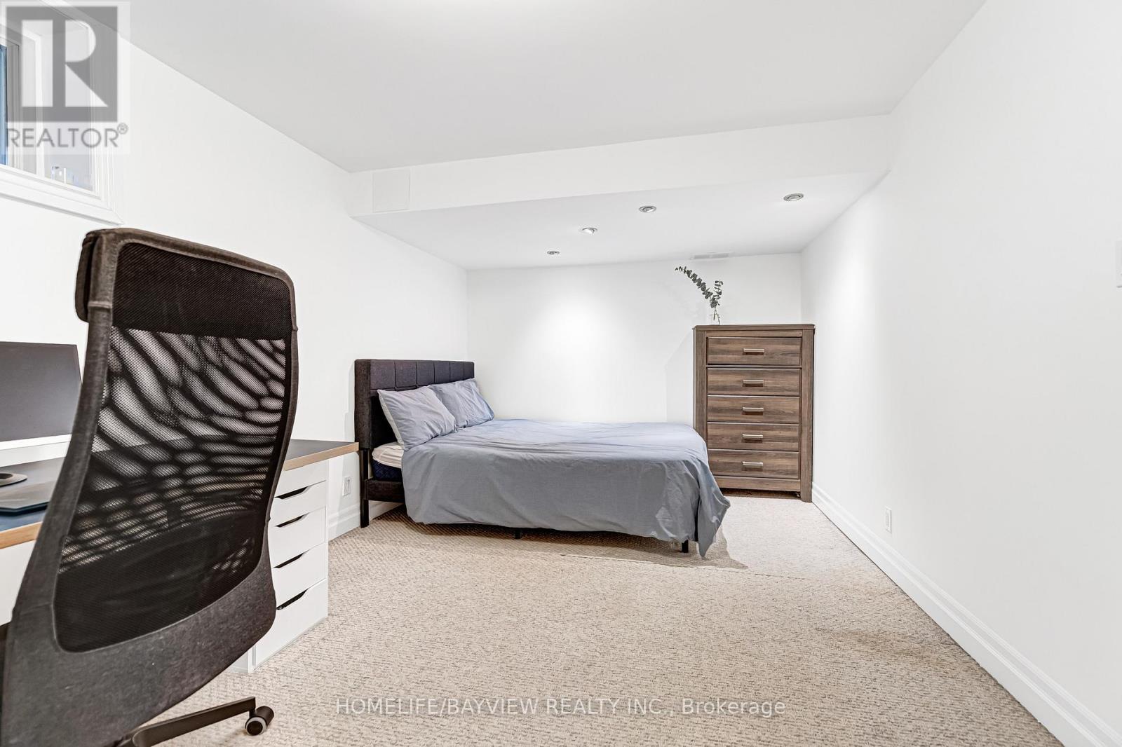 515 ROURKE PLACE - 40