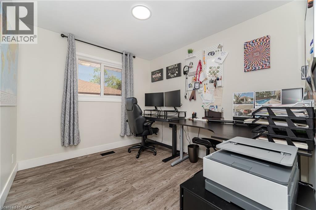 77 FAIRVIEW ROAD - 23